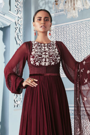 Mahima Mahajan- Matka silk anarkali - Image 2