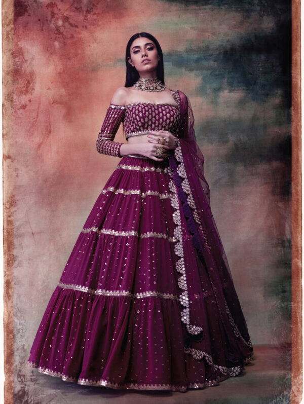 Vvani Vats- WINE TIER LEHNGA SET