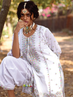 Gopi Vaid - Noor Dhoti Set - Image 2