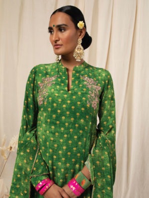 House Of Masaba - Green Vintage Bud Culotte Set - Image 3