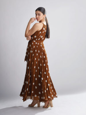 KOAI – BROWN AND CREAM POLKA PLEATED DRESS - Image 2