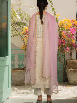 SURBHI GUPTA – IVORY NORA KURTA SET - Image 3