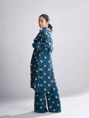 KOAI – TEAL AND CREAM POLKA TRENCH COVER - Image 2