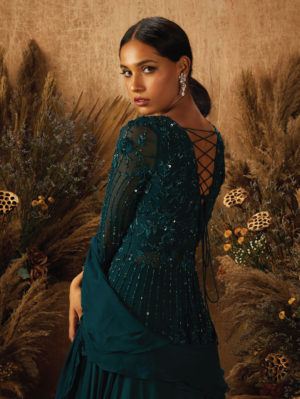 SHLOKA KHIALANI – CARLA CROP TOP SKIRT SET - Image 2