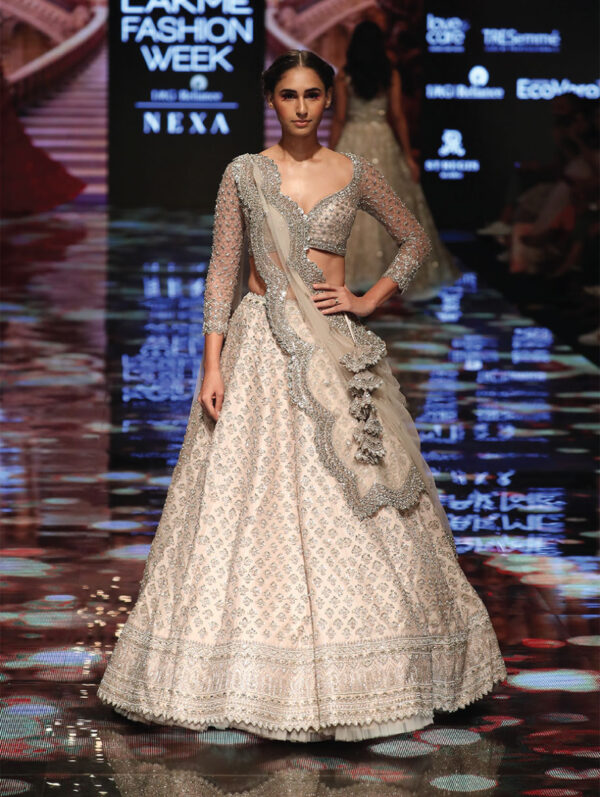 ANUSHREE REDDY – Ivory organza lehenga set