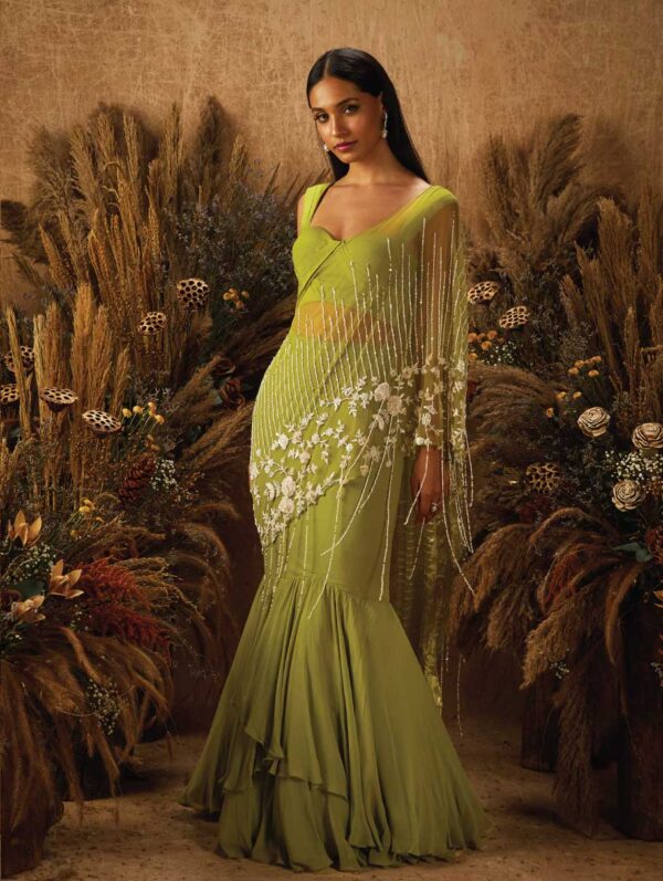 SHLOKA KHIALANI – PERI CROP TOP SKIRT SET