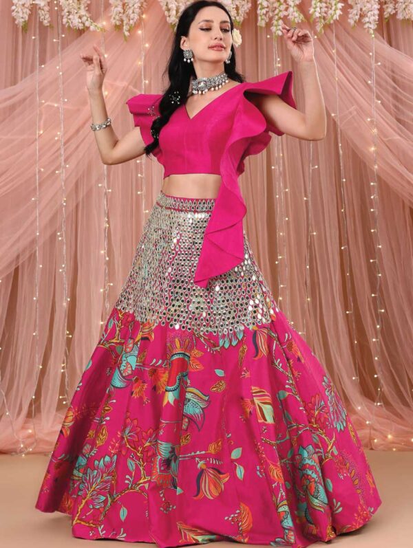 Aayushi Maniar - RANI MIRROR LEHENGA
