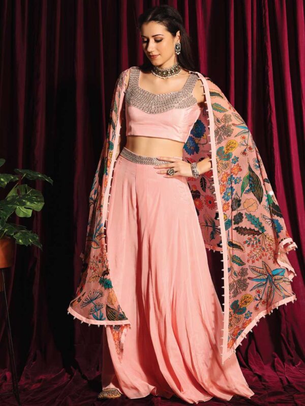 Aayushi Maniar - PRINTED CAPE SET