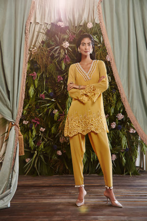 Ridhima Bhasin - MELLOW YELLOW V-NECK EMBROIDERED KURTA SET - Image 6