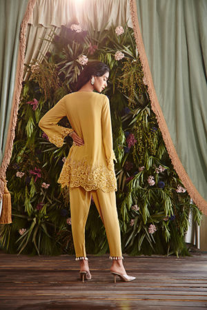 Ridhima Bhasin - MELLOW YELLOW V-NECK EMBROIDERED KURTA SET - Image 2