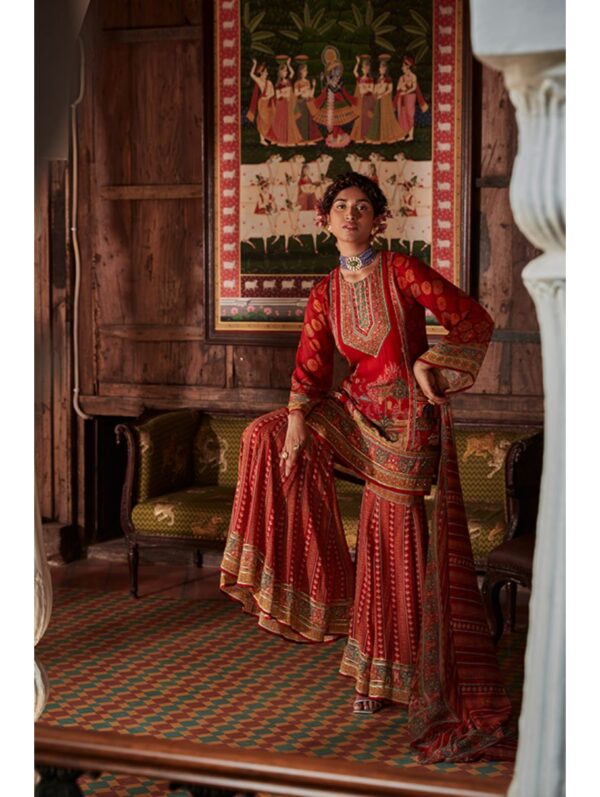 KALISTA – SIAH GHARARA SET RED