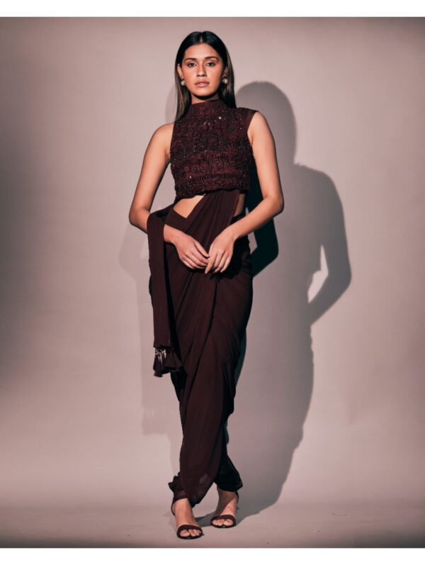 Pritika Vora - Burgundy shoti saree