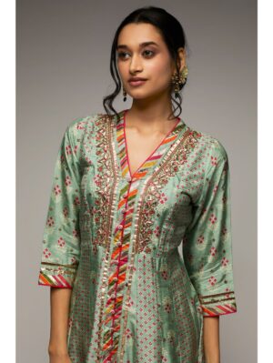 Gopi Vaid - Tilla FO Pallazo Set - Image 3