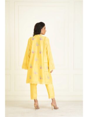 Priyanka Jain- CANDY YELLOW EMBROIDERED CHANDERI KURTA SET - Image 3