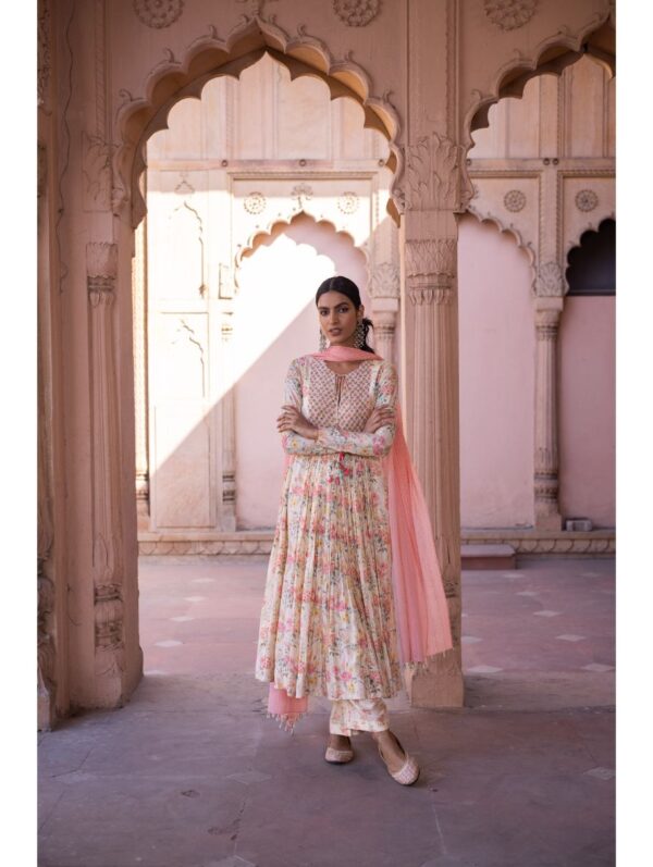 Label Anushree - Offwhite highlighted patch midi dress with printed pants