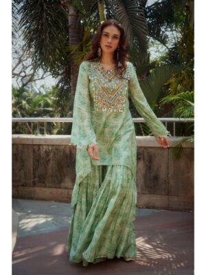 Label Anushree- Offwhite embroidery bustier with offwhite printed skirt with offwhite printed dupatta - Image 2
