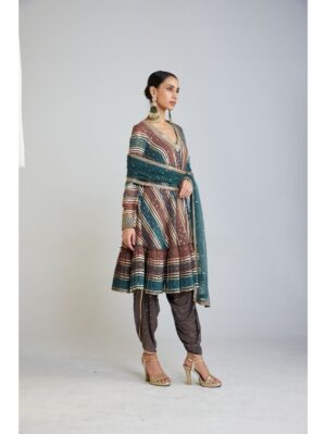 Vvani Vats - Mud Green V Neck A Line Dhoti Kurta Set - Image 2