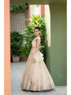 Esha Koul-  Offwhite Mirror anarkali Set - Image 3