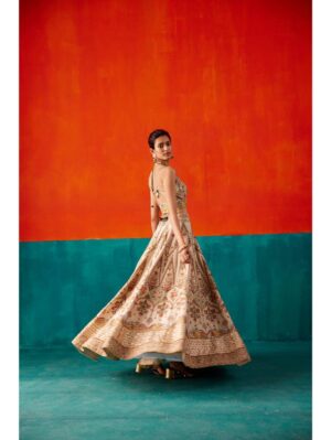 Aman Takyar - Ivory lehenga set - Image 3