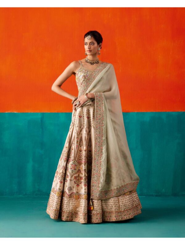 Aman Takyar - Ivory lehenga set