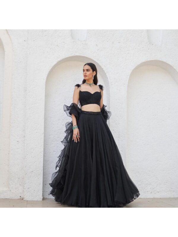 Mahima Mahajan - AAFREEN