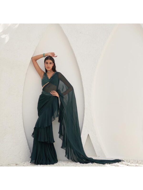 Mahima Mahajan - TAHIRA