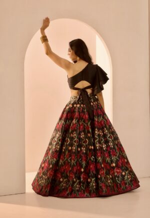 Rashika Sharma- KAYAA LEHENGA SET - Image 4