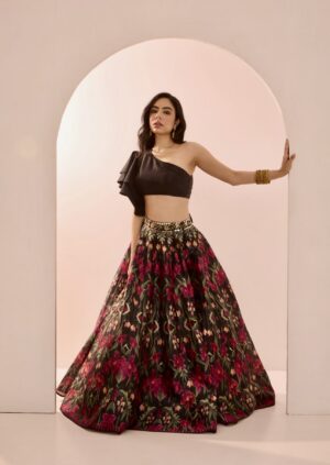 Rashika Sharma- KAYAA LEHENGA SET - Image 6