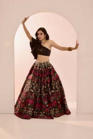 Rashika Sharma- KAYAA LEHENGA SET - Image 2