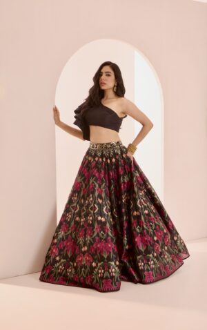 Rashika Sharma- KAYAA LEHENGA SET - Image 9