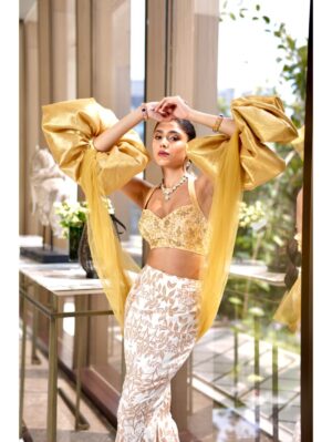 Rashika Sharma- Nisha Lehenga Set - Image 3