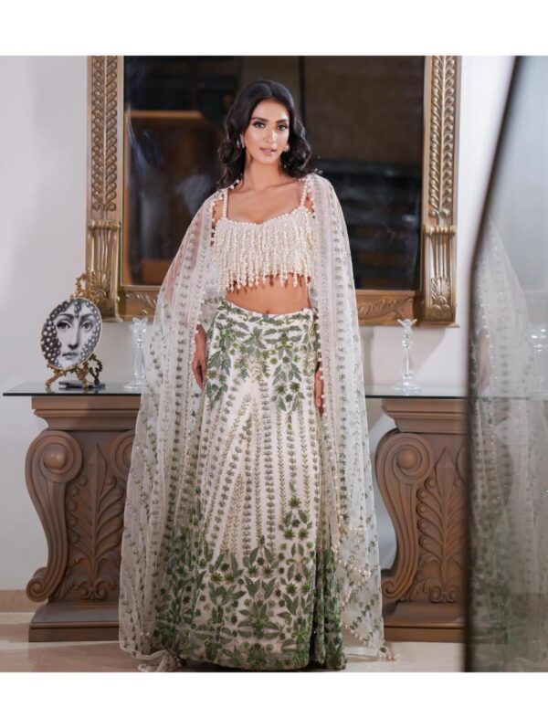 Mehul Gupta - Green resham thread lehenga with pearl waterfall embellished blouse