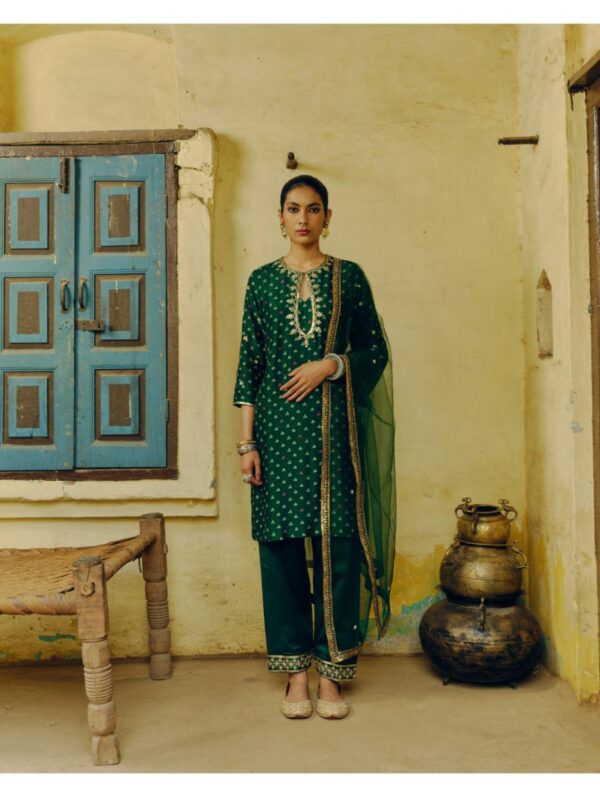 Drishti & Zahabia - EMERALD GREEN KURTA SET