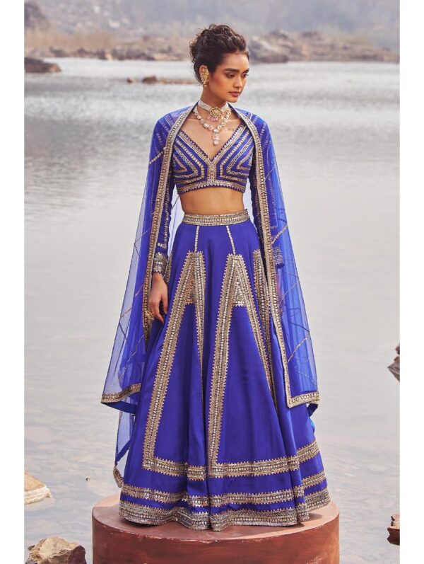 Nidhika Shekhar - JASHAN-E-UTSAV LEHENGA SET