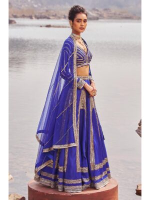 Nidhika Shekhar - JASHAN-E-UTSAV LEHENGA SET - Image 4