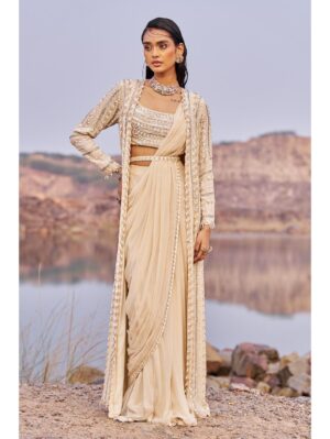 Nidhika Shekhar  - JALSAA E GUL BAHAR SAREE SET - Image 2