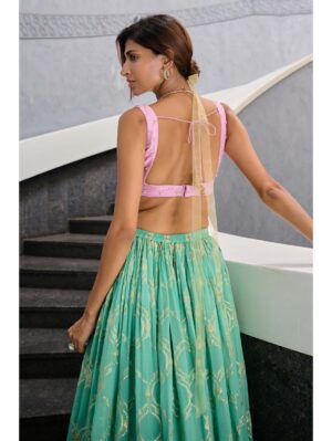 Chamee and Palak - VEDA - Image 3