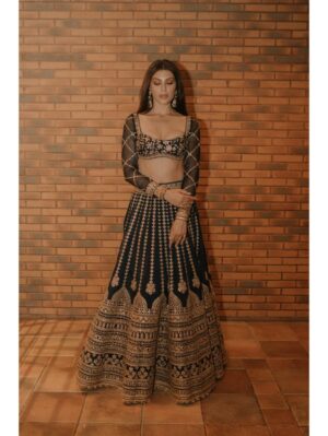 Gopi Vaid - Elnaaz Lehenga Set - Image 4