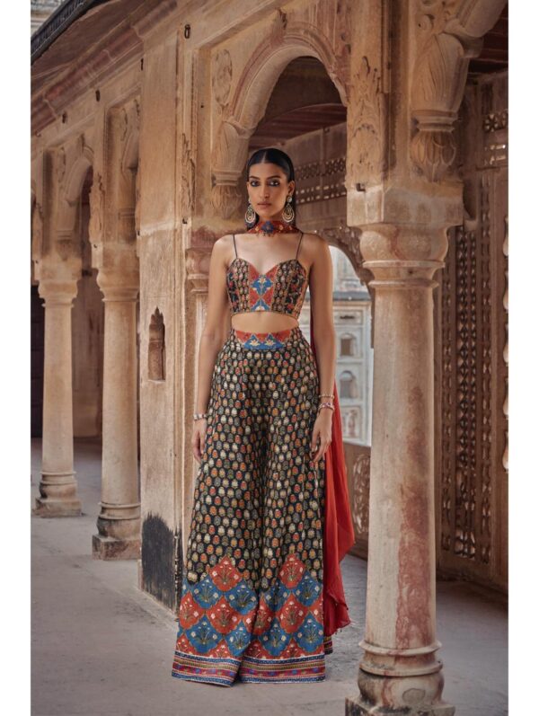 Kalista – SAIMA SHARARA SET