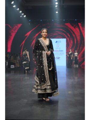 Gopi Vaid - Srivani AG Set - Image 3