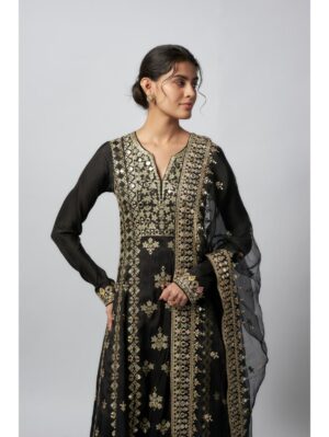 Gopi Vaid - Amiha AG Set - Image 2